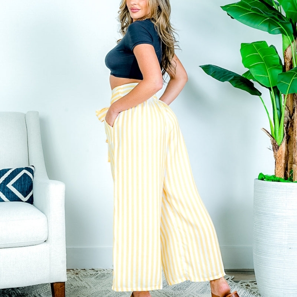 Candy Striped Cropped Palazzo Pants - Picture 3 of 3